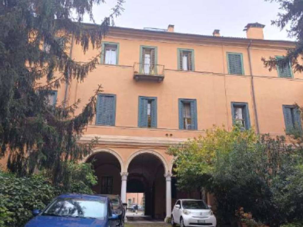 ufficio in vendita a Ferrara in zona Centro Storico