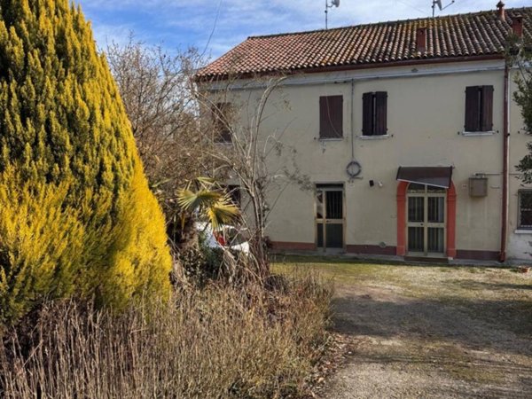 casa indipendente in vendita a Ferrara in zona Sant'Egidio / Gaibanella