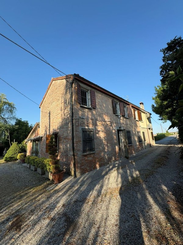 casa indipendente in vendita a Ferrara in zona Sant'Egidio / Gaibanella