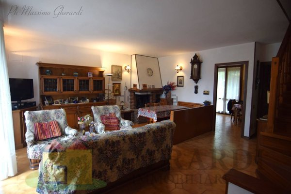 casa indipendente in vendita a Ferrara