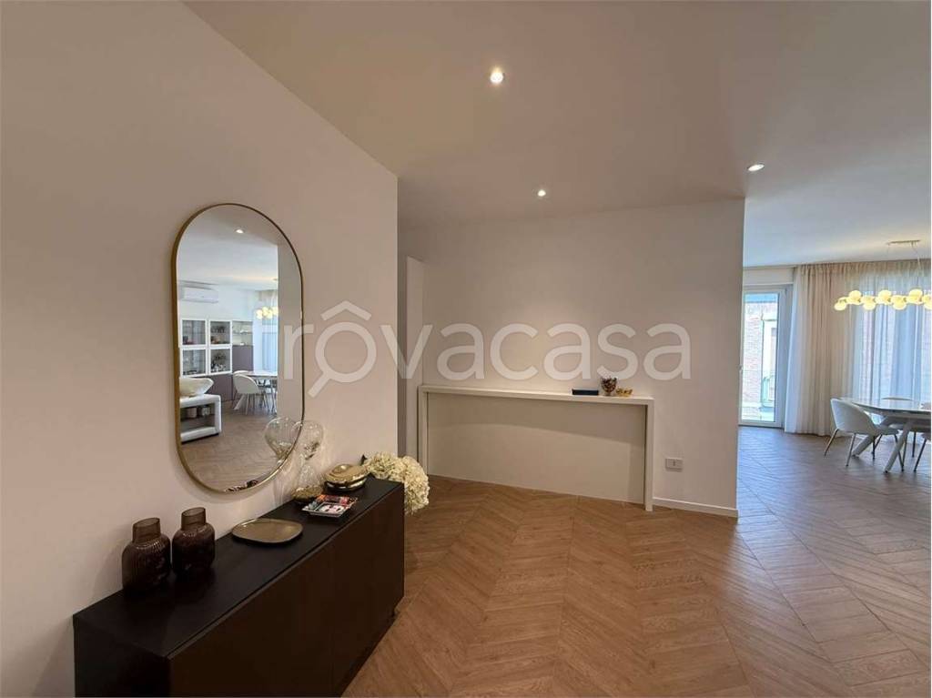 appartamento in vendita a Ferrara in zona Centro Storico
