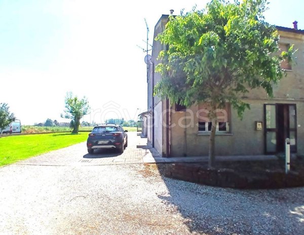 casa indipendente in vendita a Ferrara in zona San Martino
