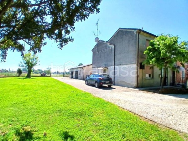 casa indipendente in vendita a Ferrara in zona San Martino