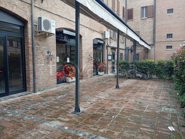 ufficio in vendita a Ferrara in zona Centro Storico