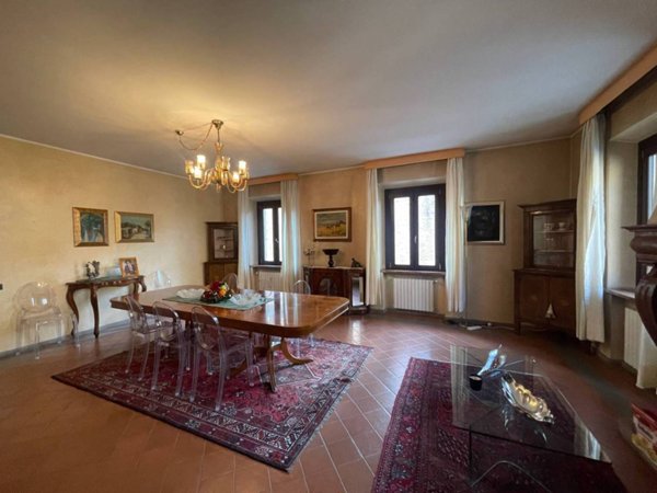 casa indipendente in vendita a Ferrara in zona Centro Storico