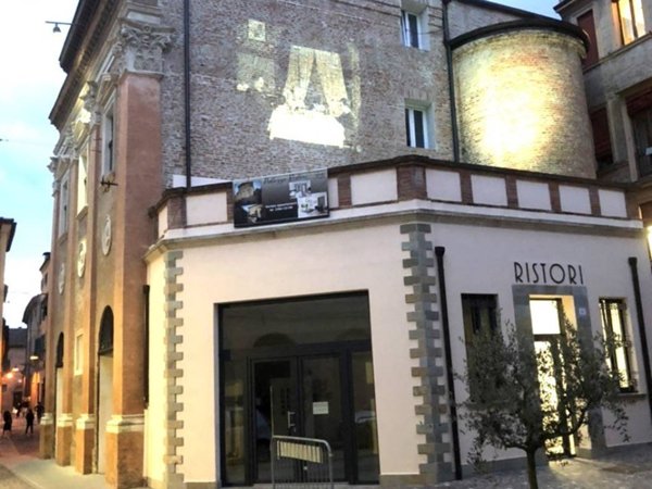 appartamento in vendita a Ferrara in zona Centro Storico