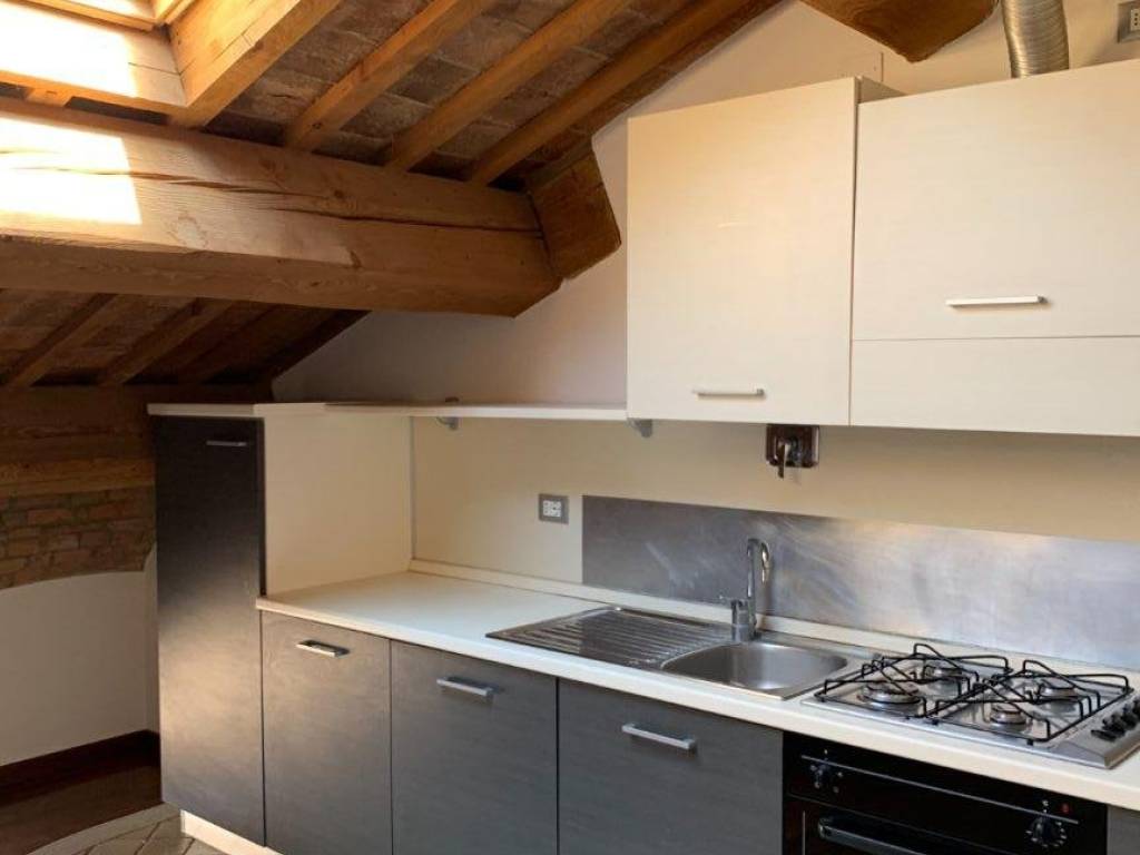 appartamento in vendita a Ferrara in zona Centro Storico