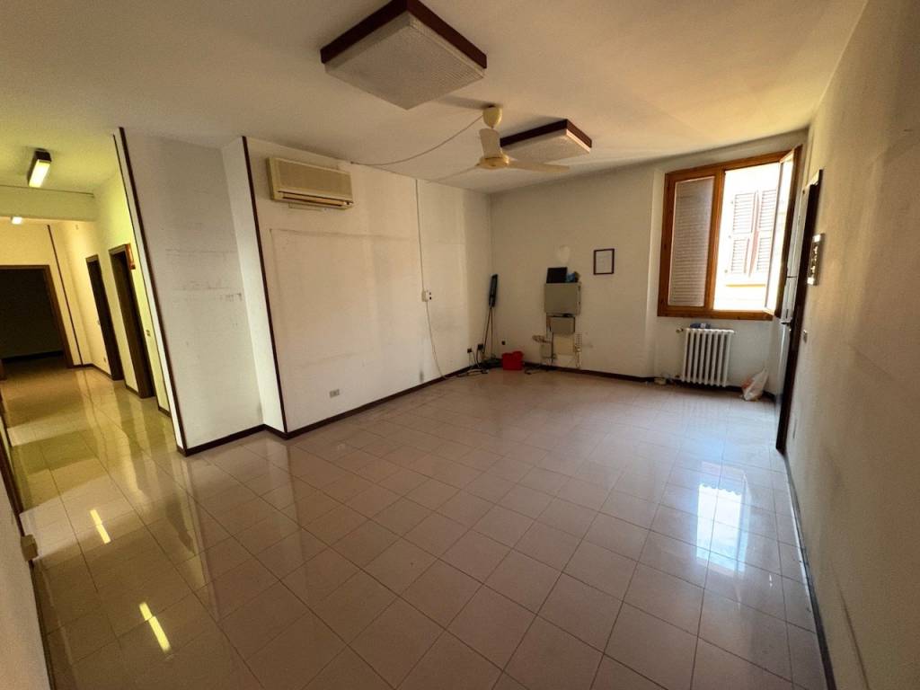 appartamento in vendita a Ferrara in zona Centro Storico