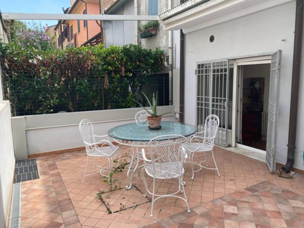 casa indipendente in vendita a Ferrara