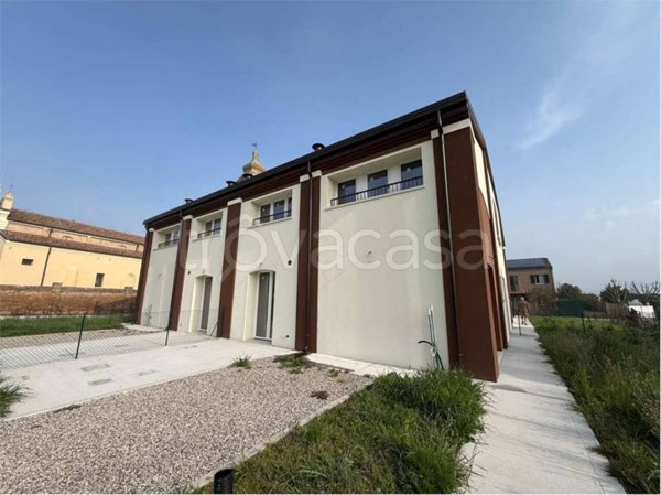 casa indipendente in vendita a Ferrara in zona Cona