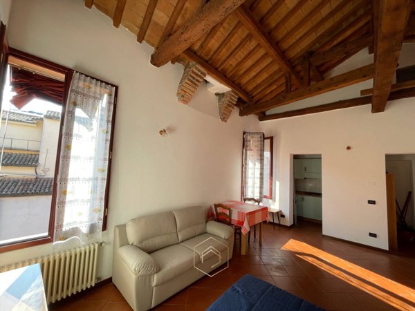 appartamento in vendita a Ferrara in zona Centro Storico