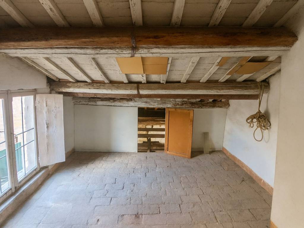 casa indipendente in vendita a Ferrara