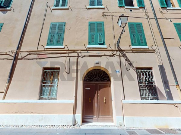 appartamento in vendita a Ferrara in zona Centro Storico