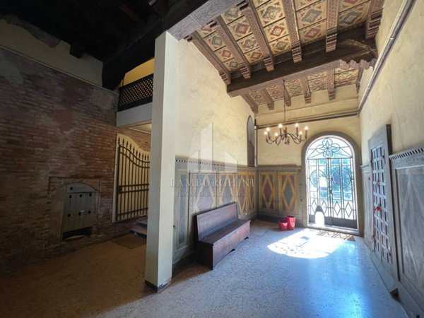 appartamento in vendita a Ferrara in zona Centro Storico