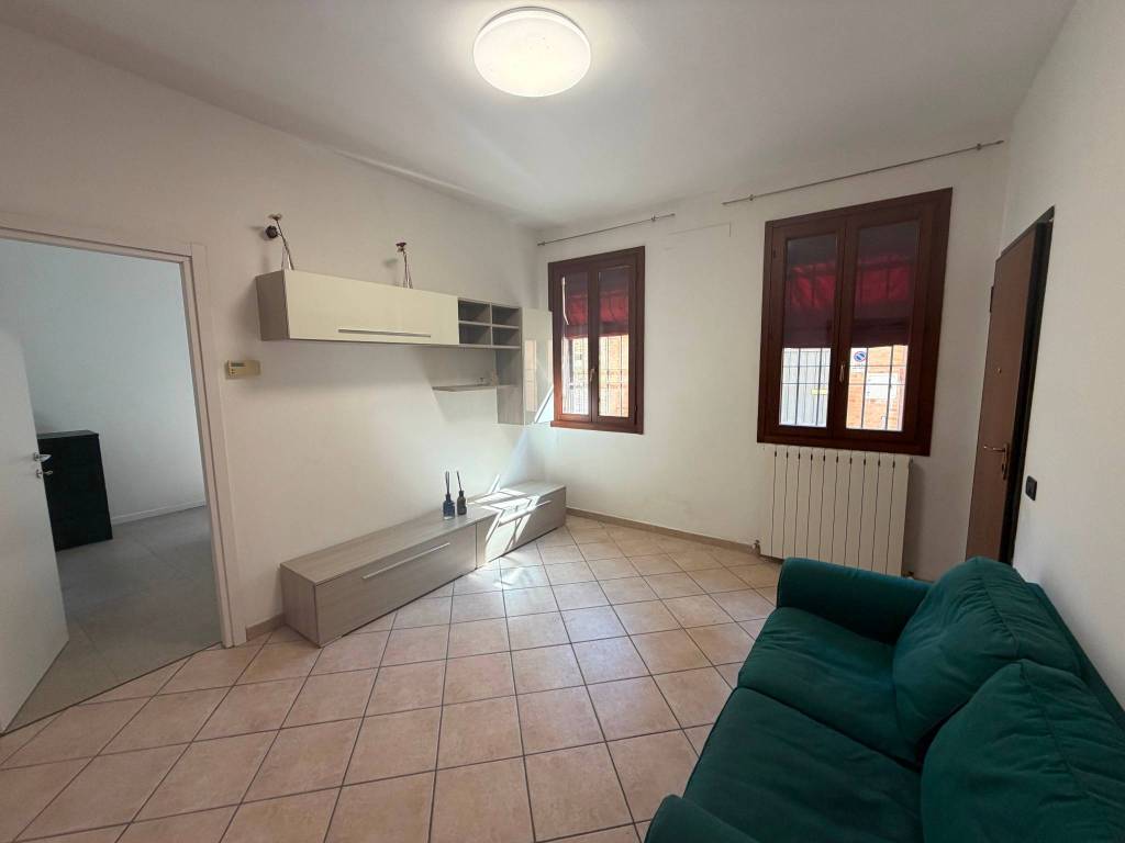 appartamento in vendita a Ferrara in zona Centro Storico
