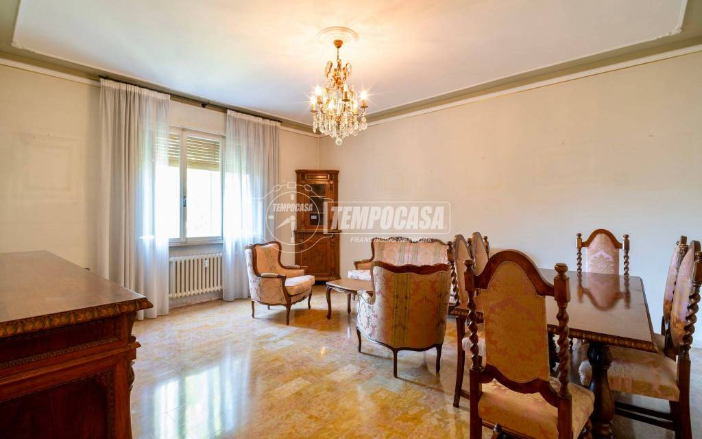appartamento in vendita a Ferrara in zona Centro Storico