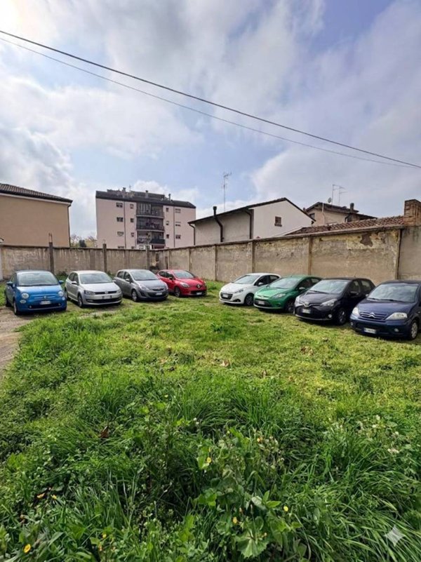 box auto in vendita a Ferrara