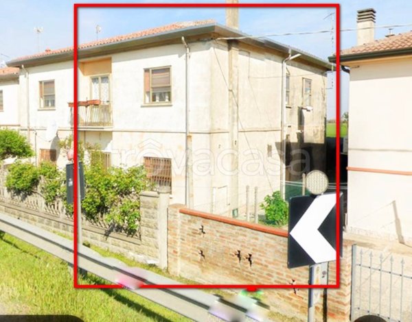 casa indipendente in vendita a Ferrara in zona Corlo