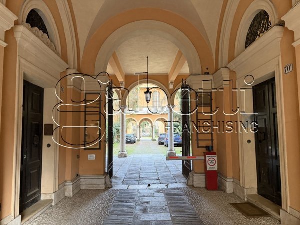 ufficio in vendita a Ferrara in zona Centro Storico