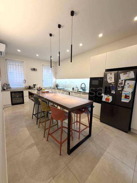 casa indipendente in vendita a Ferrara in zona Centro Storico