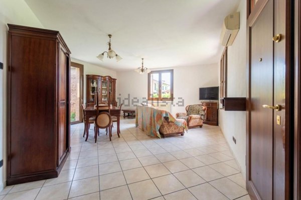 casa indipendente in vendita a Ferrara