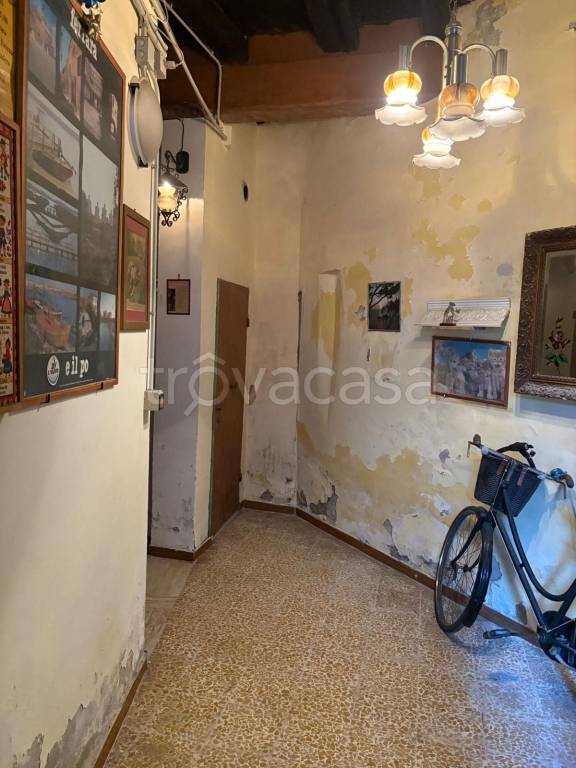 appartamento in vendita a Ferrara in zona Centro Storico