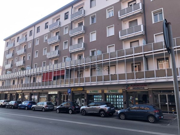 appartamento in vendita a Ferrara in zona Quartiere Giardino / Acquedotto