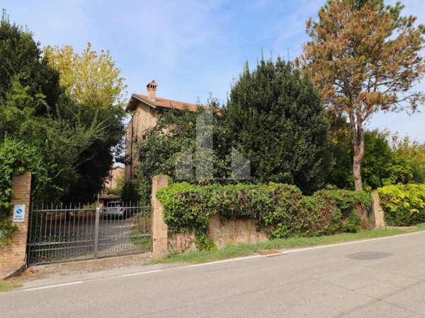 casa indipendente in vendita a Ferrara in zona Pontegradella