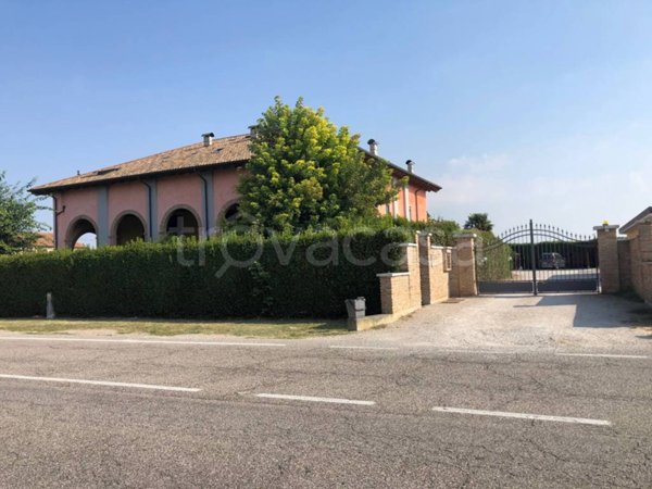 appartamento in vendita a Ferrara in zona Correggio