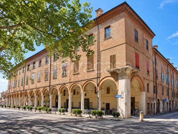 appartamento in vendita a Ferrara in zona Centro Storico