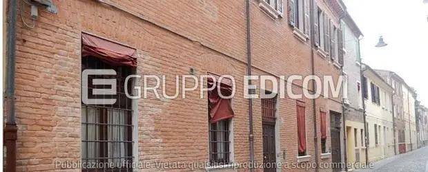 appartamento in vendita a Ferrara in zona Centro Storico
