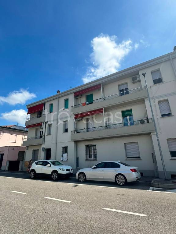 appartamento in vendita a Ferrara in zona Pontelagoscuro