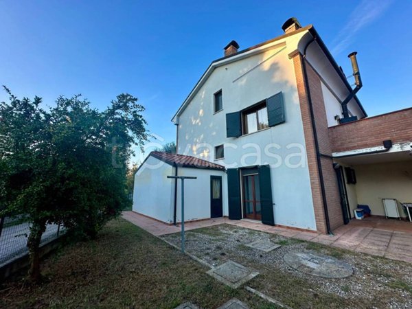 casa indipendente in vendita a Ferrara in zona Pontegradella
