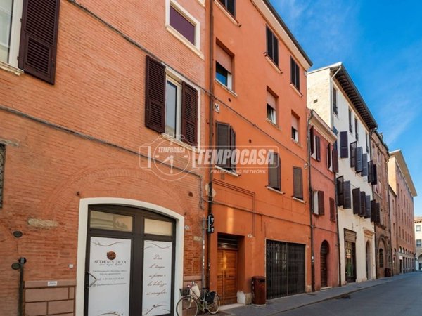 appartamento in vendita a Ferrara in zona Centro Storico