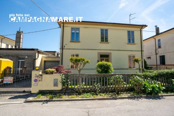 casa indipendente in vendita a Jolanda di Savoia