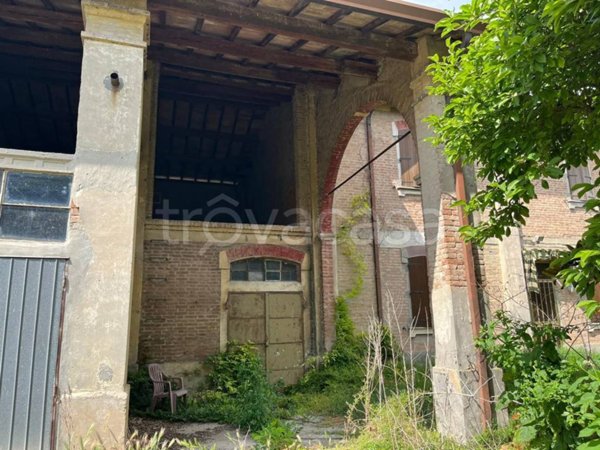 casa indipendente in vendita a Jolanda di Savoia