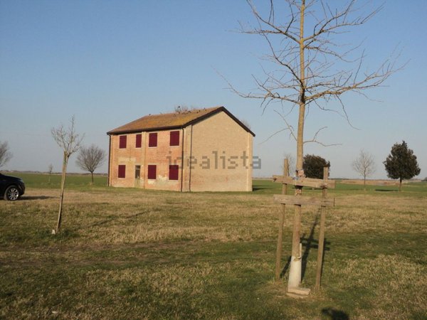 pentavano in vendita a Jolanda di Savoia