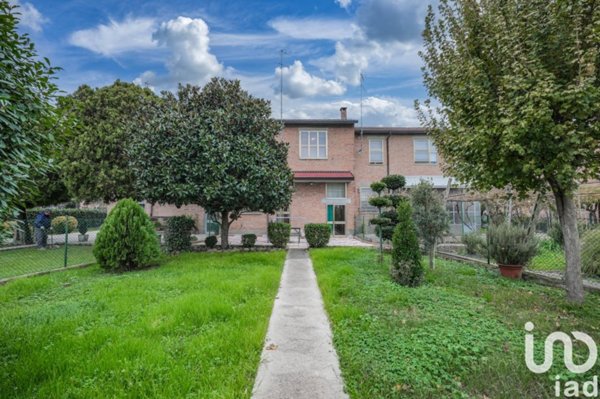 casa indipendente in vendita a Jolanda di Savoia