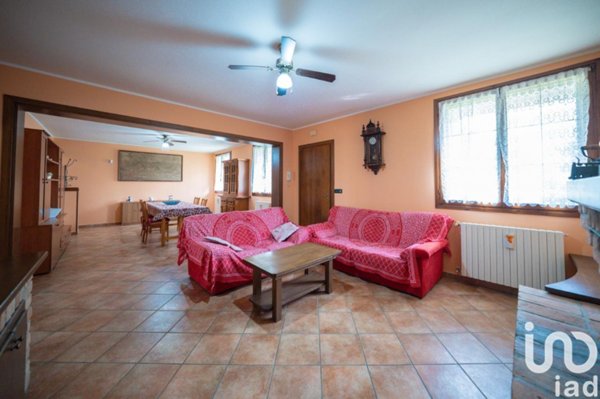 casa indipendente in vendita a Jolanda di Savoia