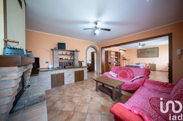 casa indipendente in vendita a Jolanda di Savoia