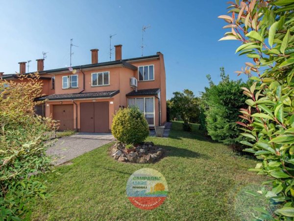 casa indipendente in vendita a Jolanda di Savoia