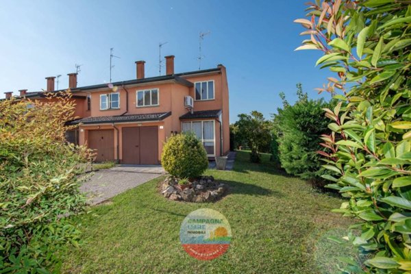 casa indipendente in vendita a Jolanda di Savoia