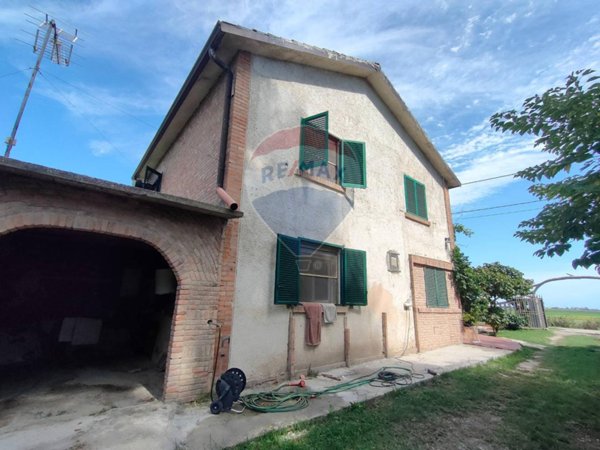casa indipendente in vendita a Jolanda di Savoia