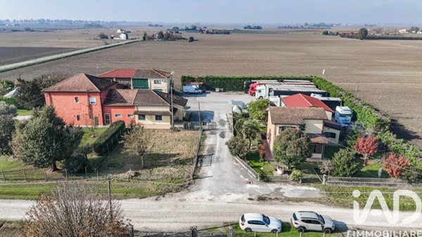 casa indipendente in vendita a Jolanda di Savoia