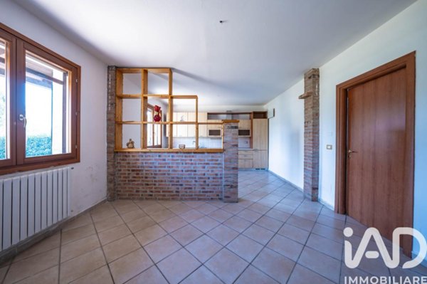 casa indipendente in vendita a Jolanda di Savoia