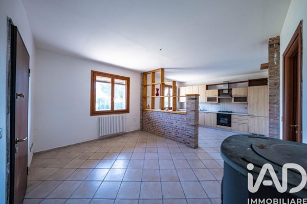 casa indipendente in vendita a Jolanda di Savoia