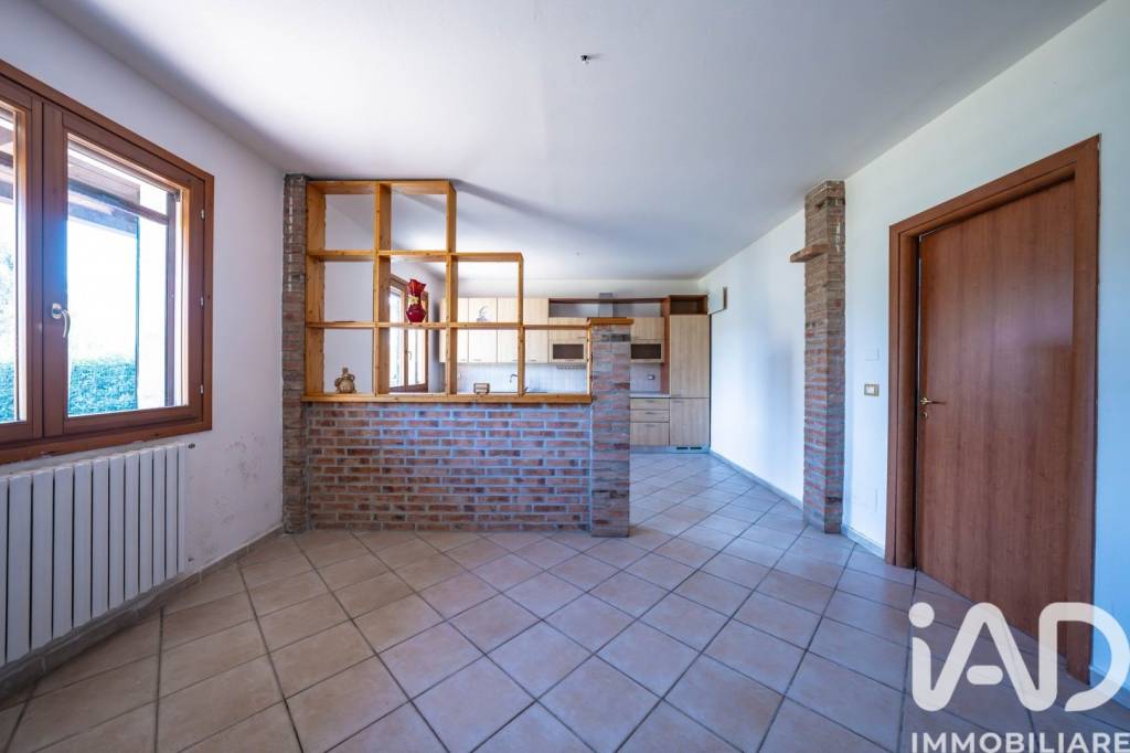 casa indipendente in vendita a Jolanda di Savoia