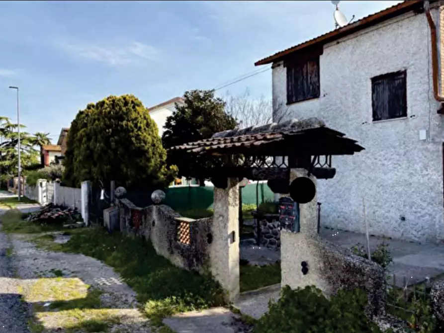 casa indipendente in vendita a Jolanda di Savoia