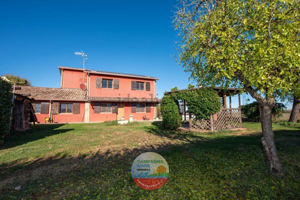 casa indipendente in vendita a Jolanda di Savoia