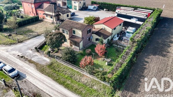 casa indipendente in vendita a Jolanda di Savoia